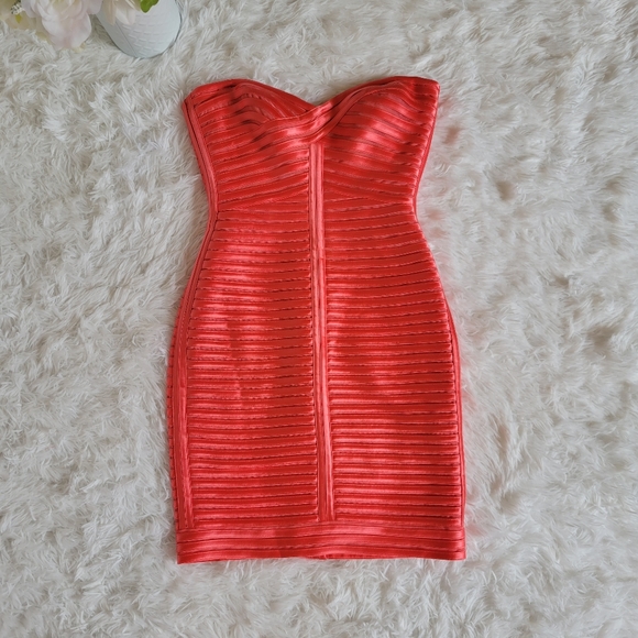 BCBG MaxAzria Dress Coral Size 2 Short Bodycon Party Strapless Bandage Style - Picture 11 of 12
